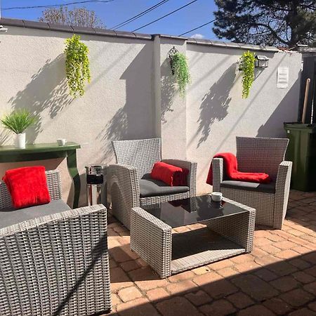 King House & Garden With Ac And Free Parking Possibility Apartment Budapest Luaran gambar