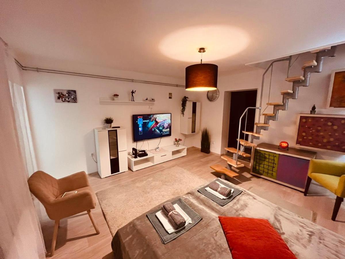 King House & Garden With Ac And Free Parking Possibility Apartment Budapest Luaran gambar